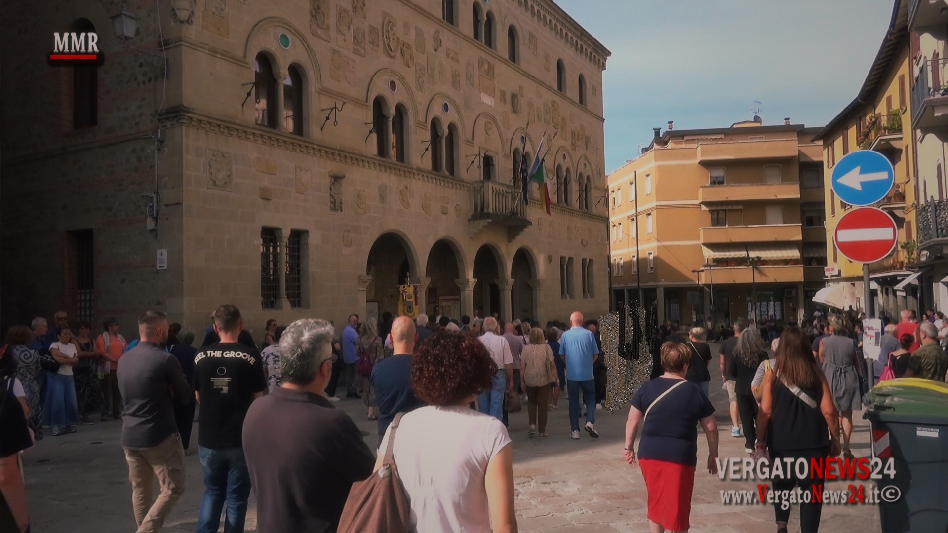 Foto piazza Capitanio